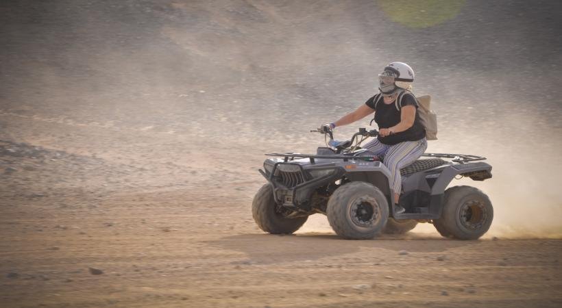 Quad 5 Hours ( Dinner & Show )